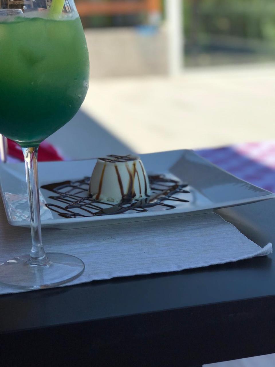 Hotel Livadic & Restaurant Ližnjan Kültér fotó