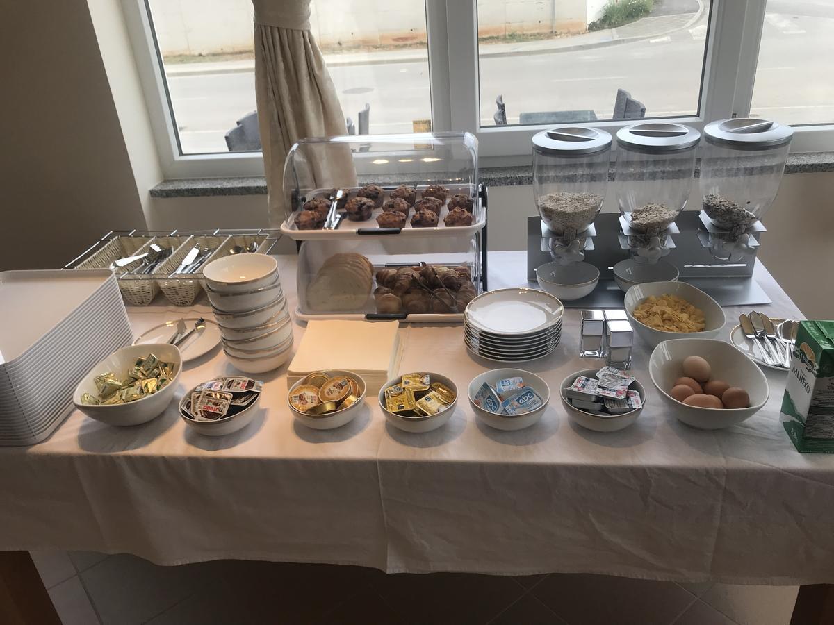 Hotel Livadic & Restaurant Ližnjan Kültér fotó