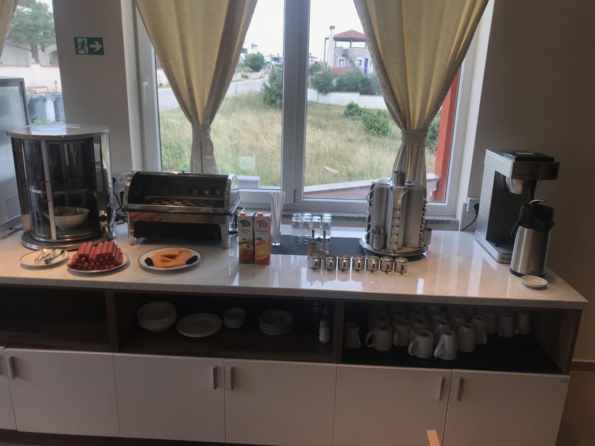 Hotel Livadic & Restaurant Ližnjan Kültér fotó